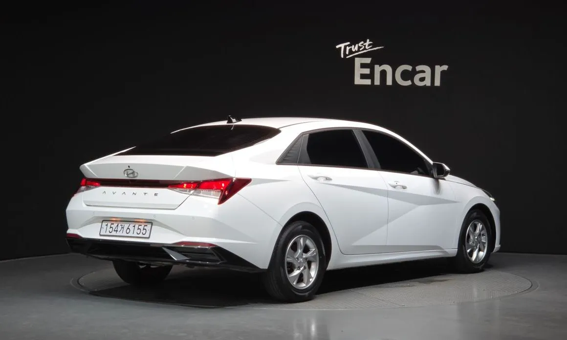 Hyundai AVANTE — фото 6