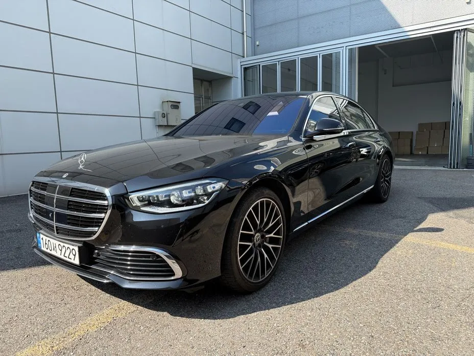 Mercedes-Benz S-Class — фото 1