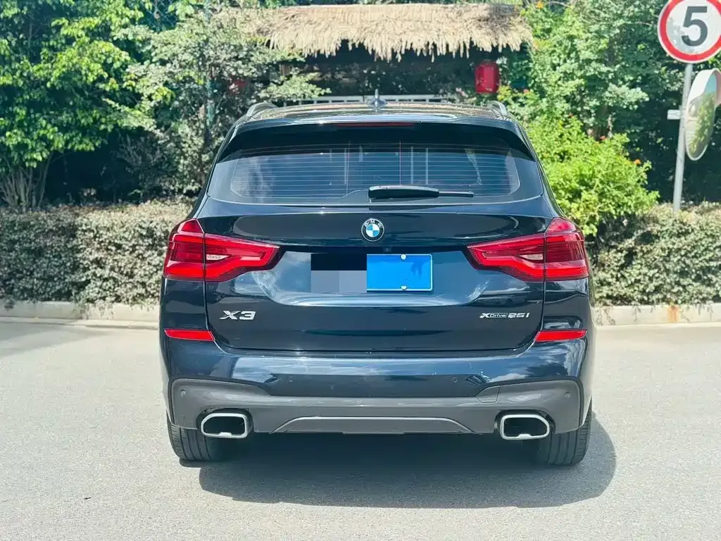 BMW X3 — фото 5