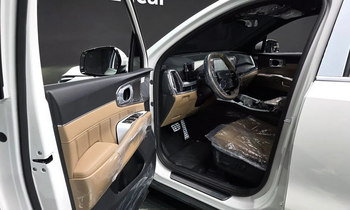 Kia Sorento — фото 6
