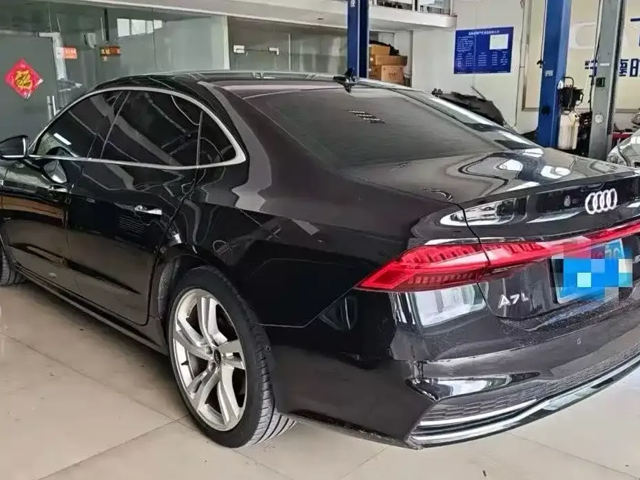 Audi A7L — фото 4
