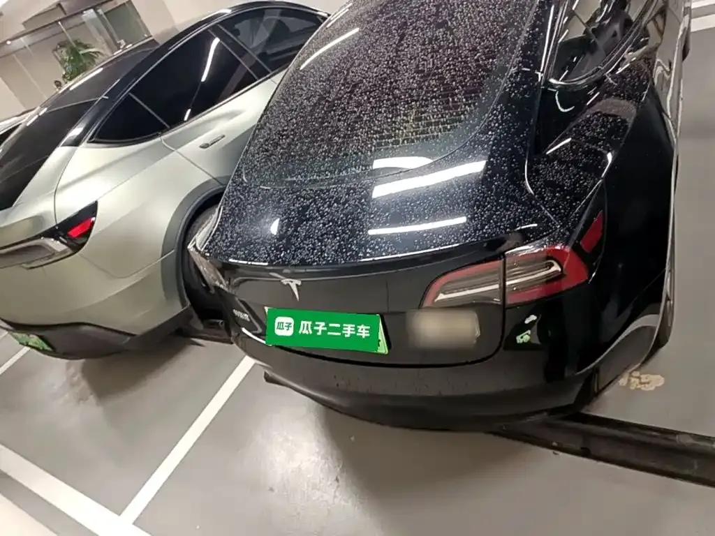 Tesla Model 3 — фото 10
