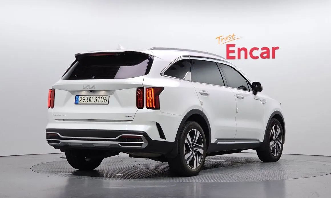 Kia Sorento — фото 7