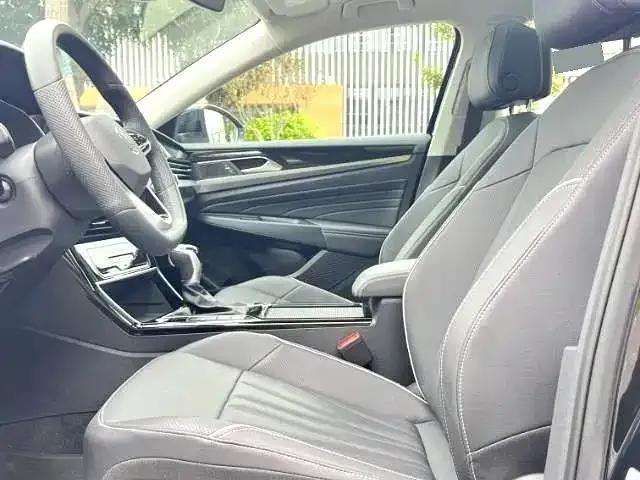 Volkswagen Passat — фото 4