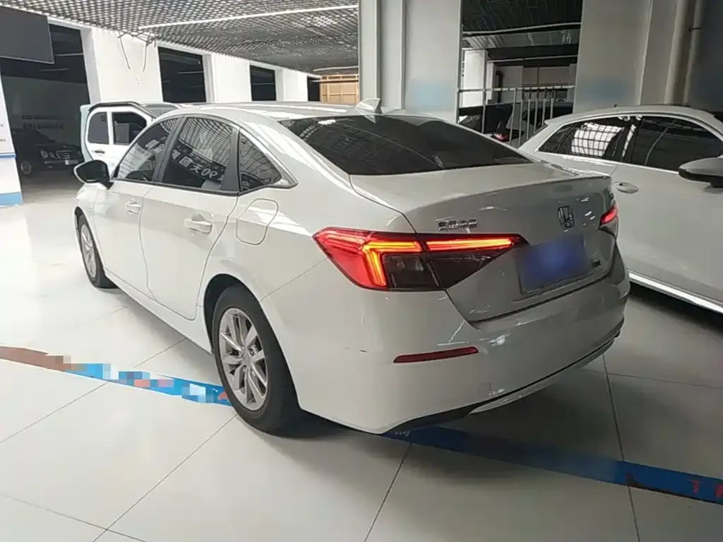 Honda Civic — фото 7