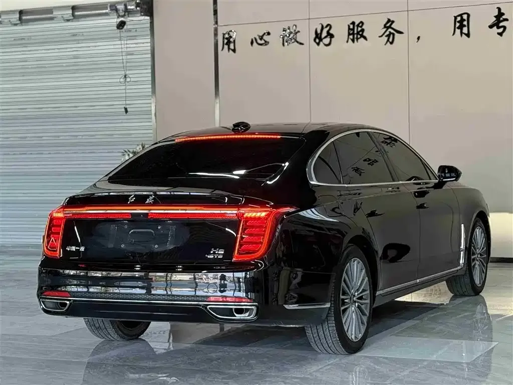 Hongqi H9 — фото 2