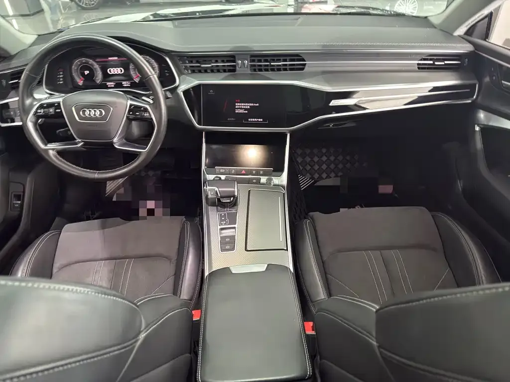 Audi A7L — фото 5