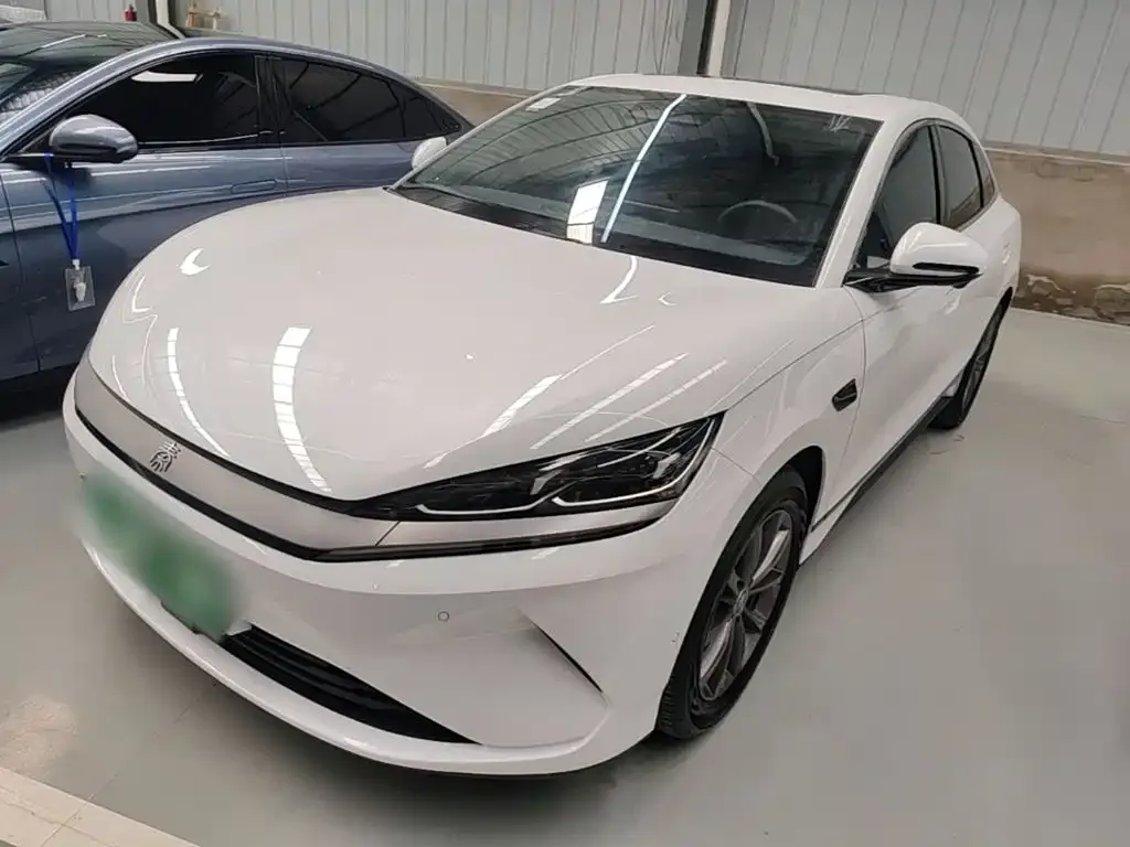 BYD Qin L — фото 1