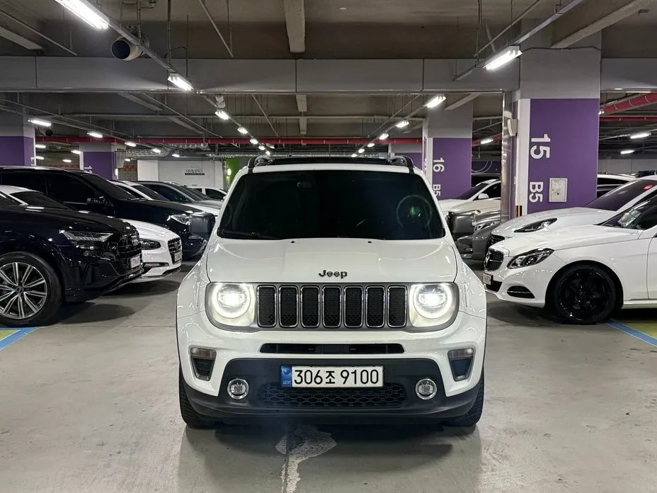 Jeep Renegade — фото 1