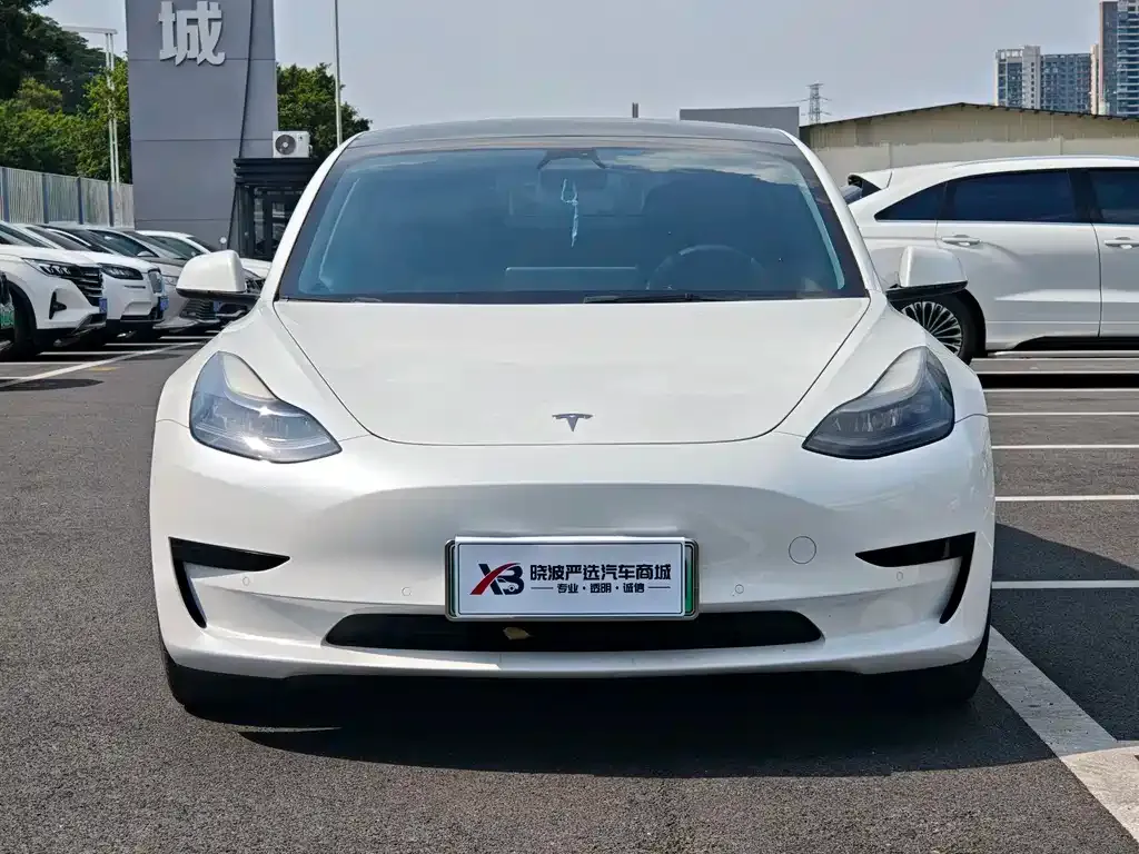 Tesla Model 3 — фото 4
