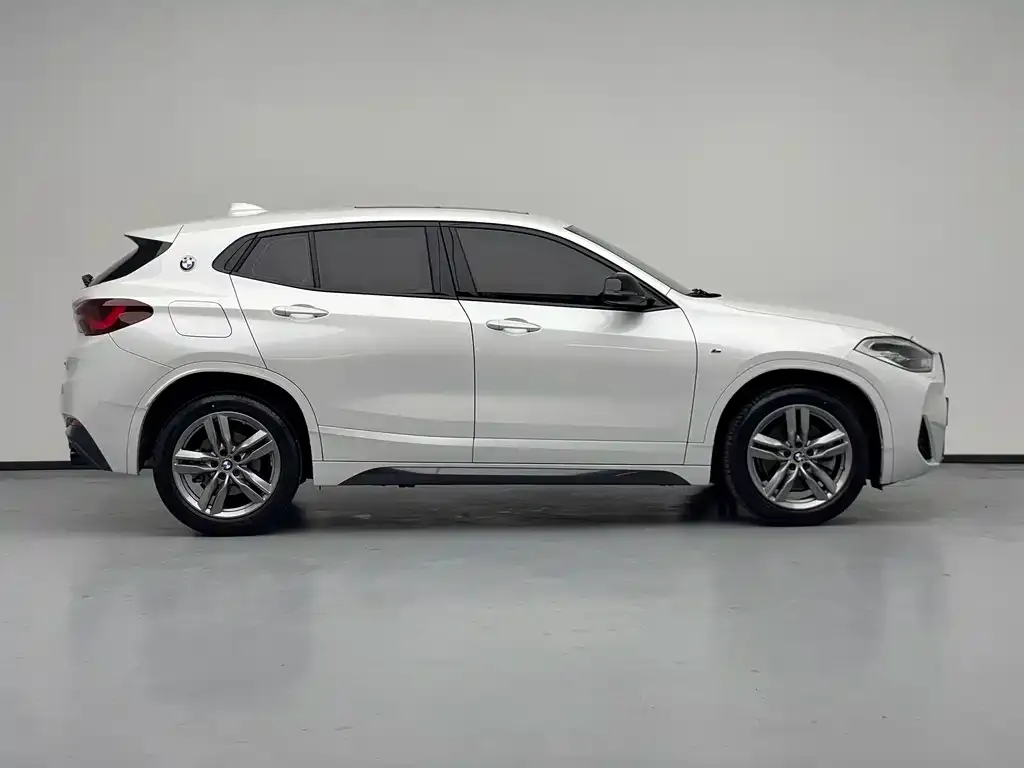 BMW X2 — фото 7