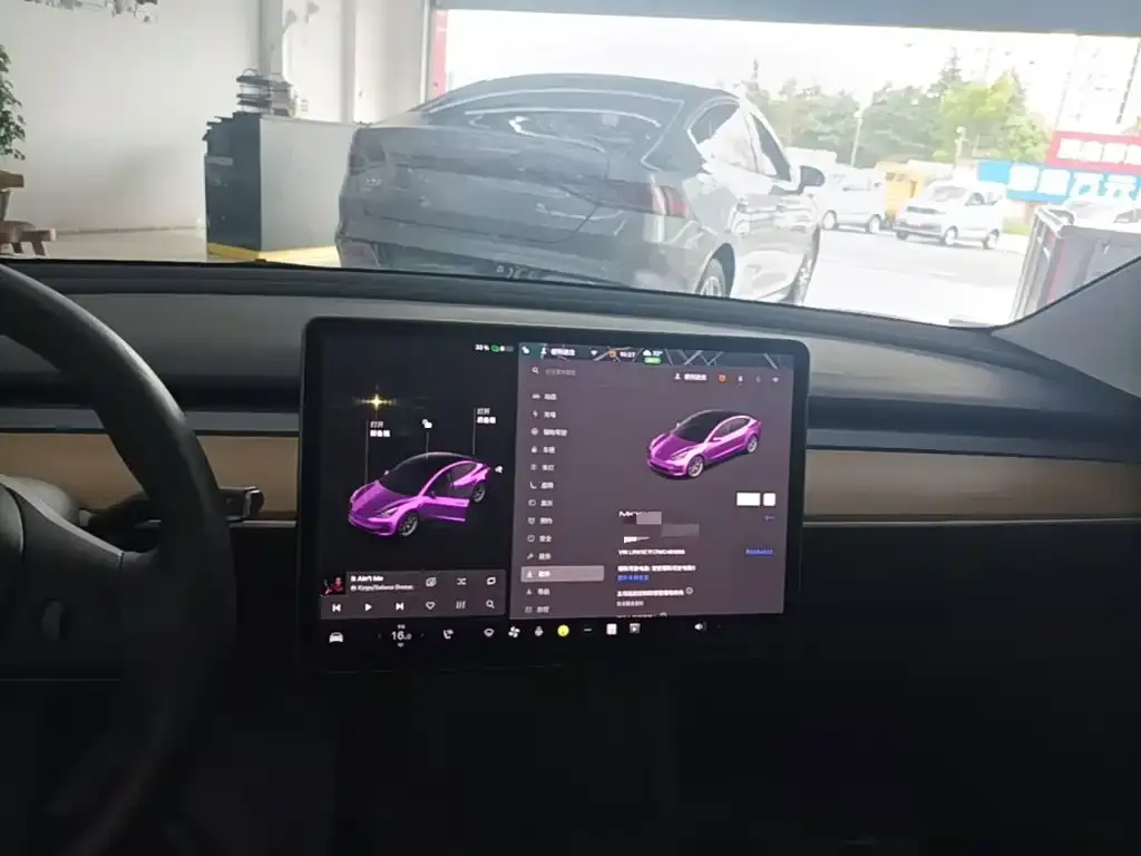 Tesla Model 3 — фото 3