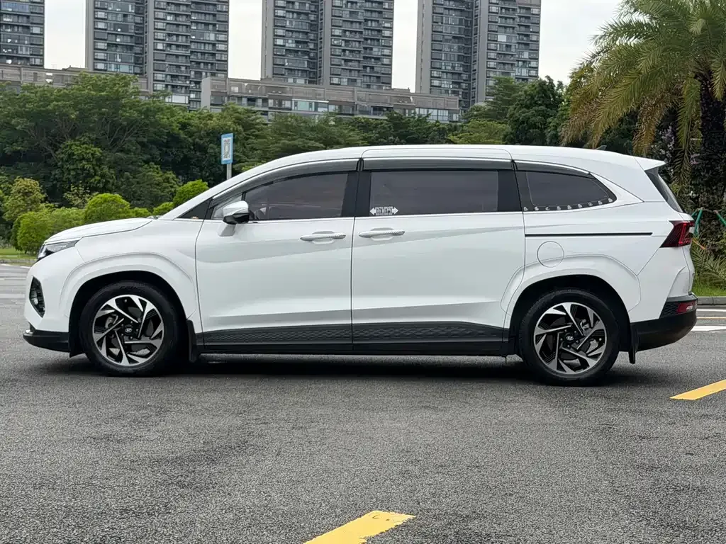 Hyundai Custo — фото 5