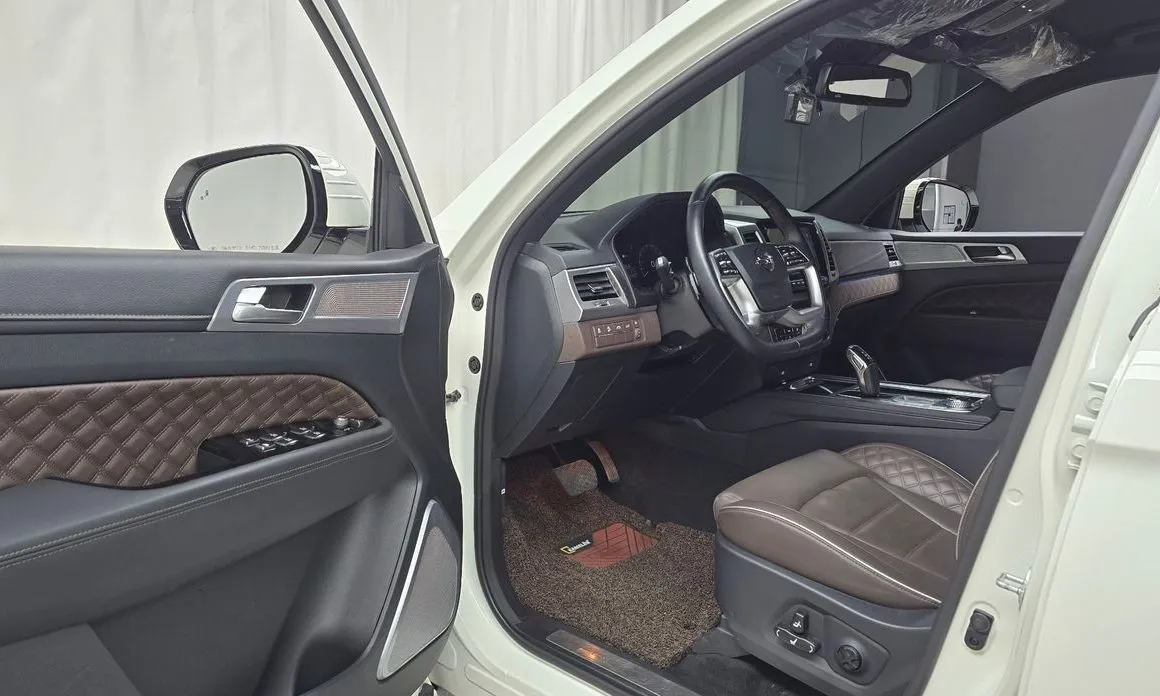 KG Mobility (Ssangyong) Rexton — фото 9