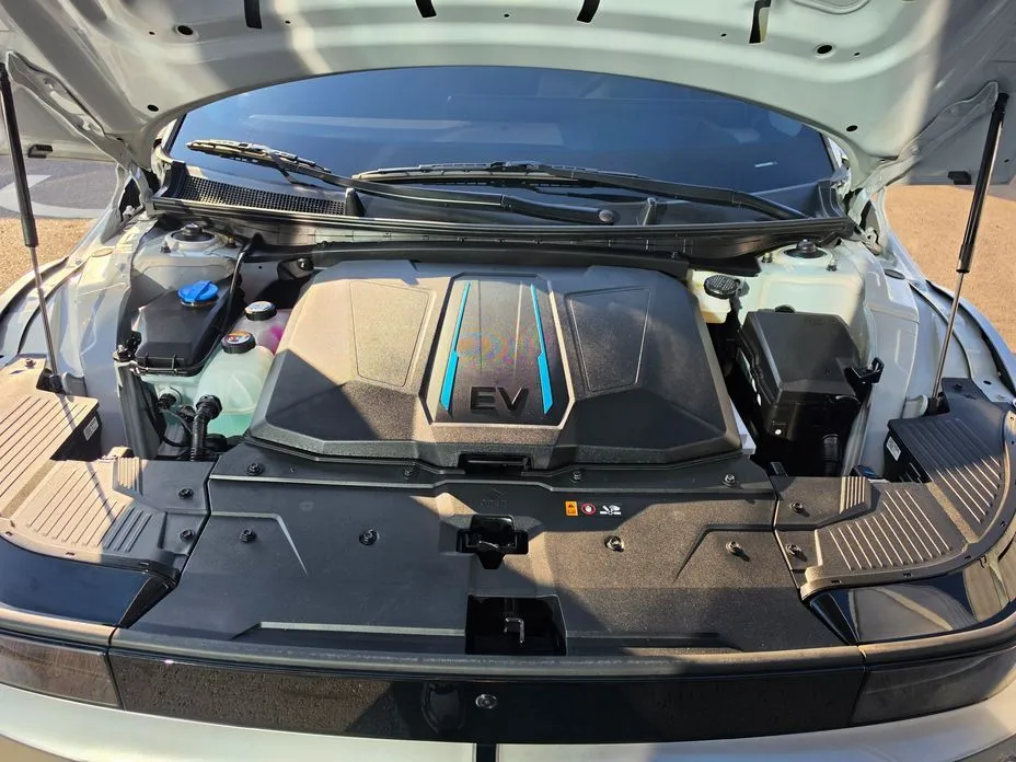 Hyundai Ioniq5 — фото 10