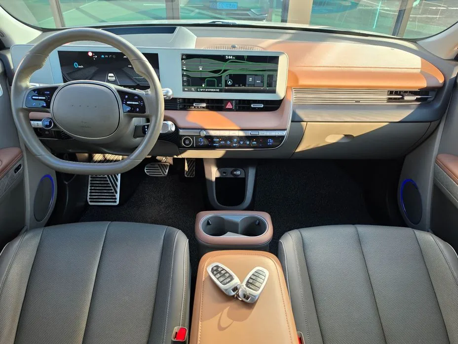 Hyundai Ioniq5 — фото 8