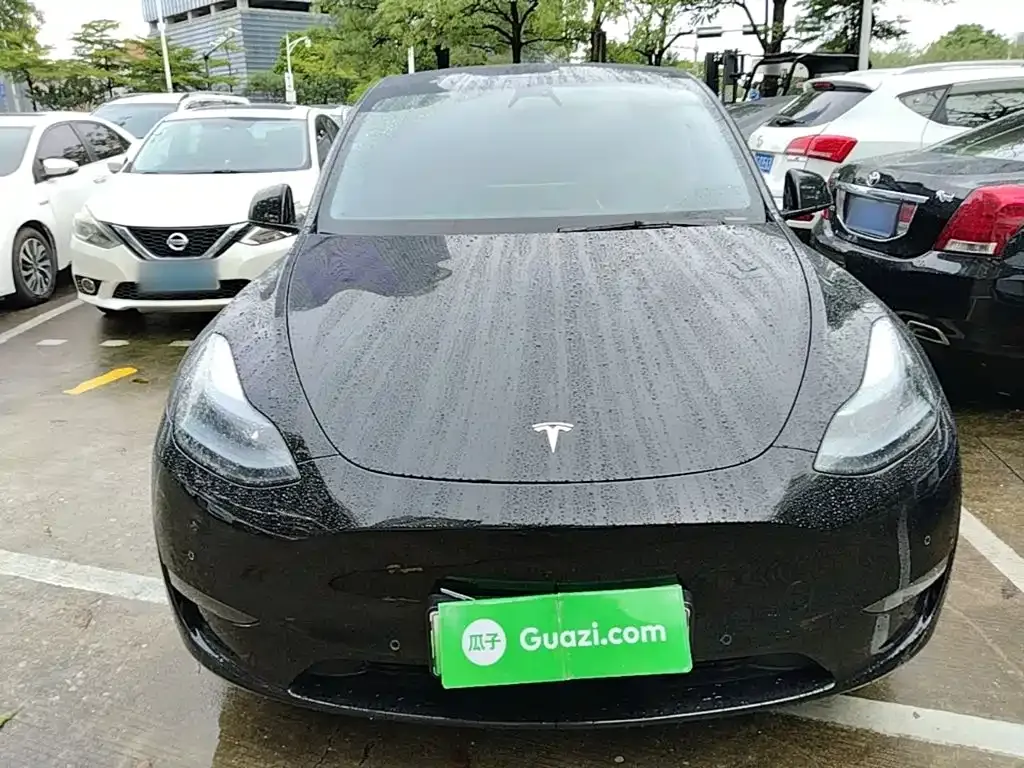 Tesla Model Y — фото 7