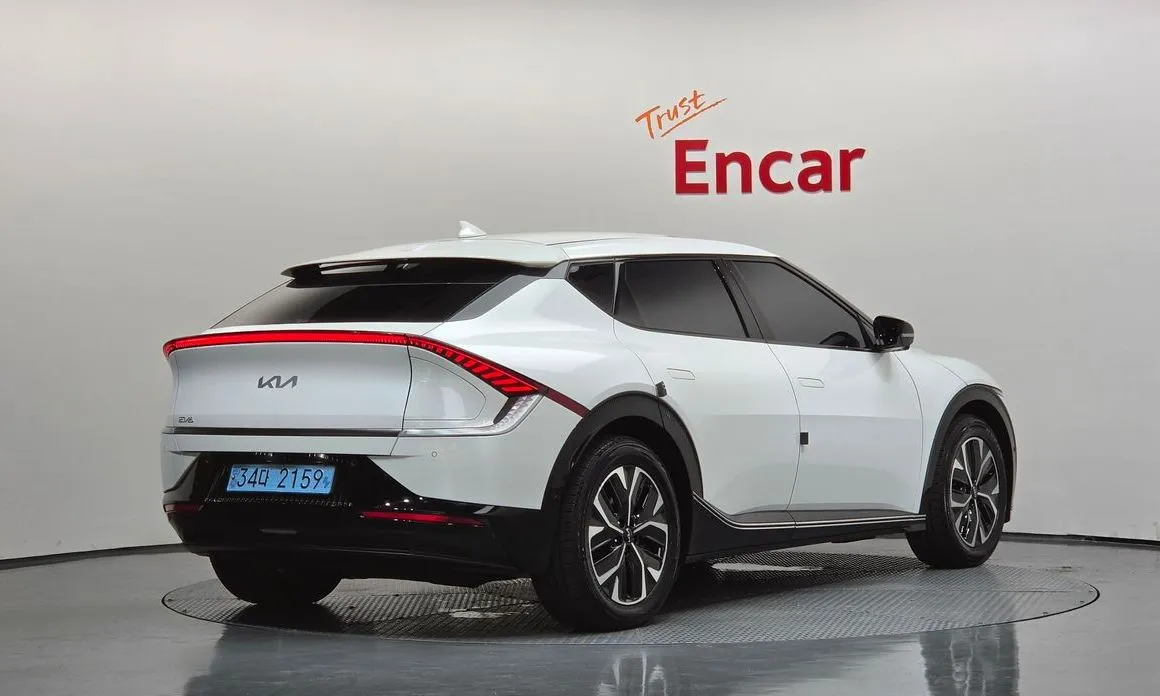 Kia EV6 — фото 6