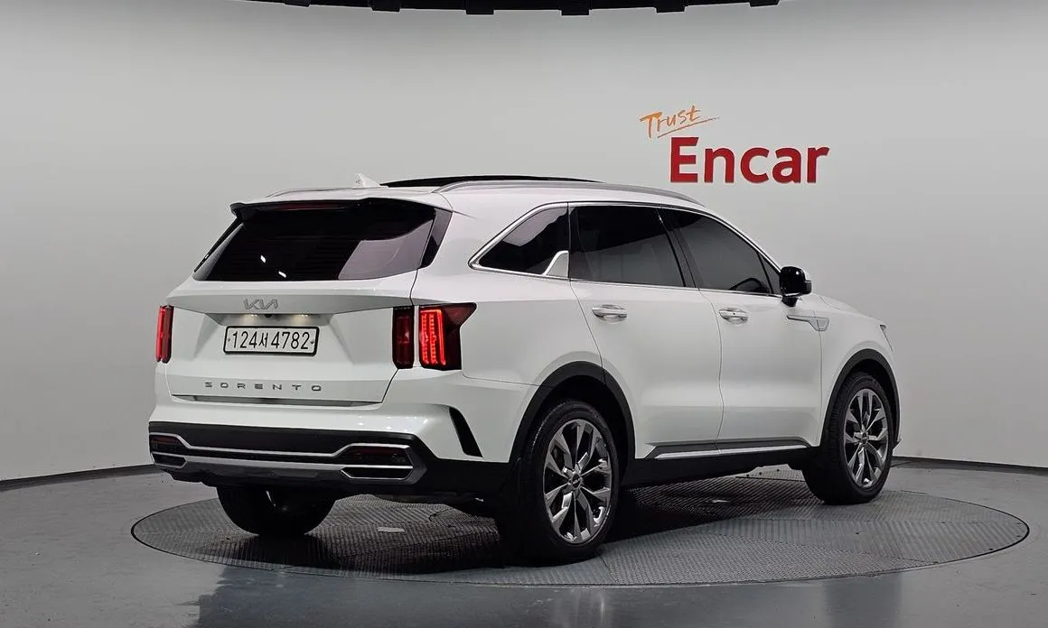 Kia Sorento — фото 3