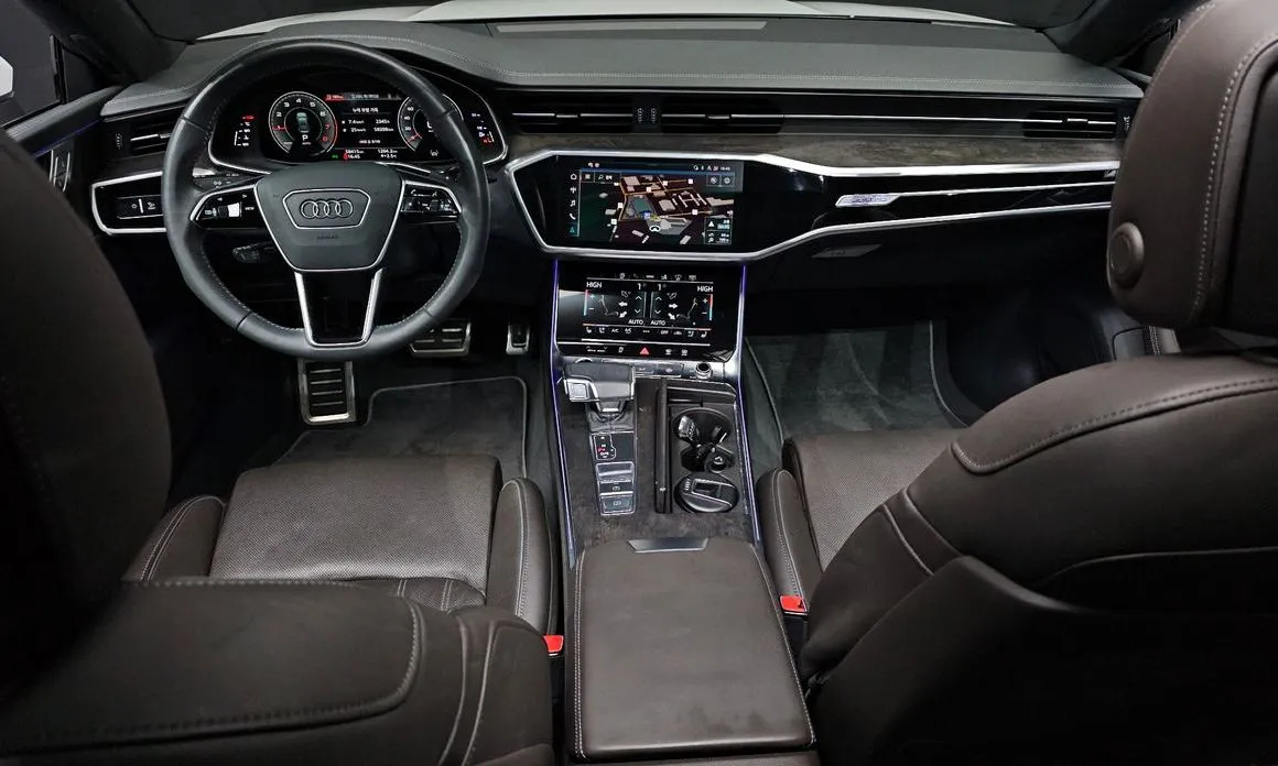 Audi A7 — фото 8