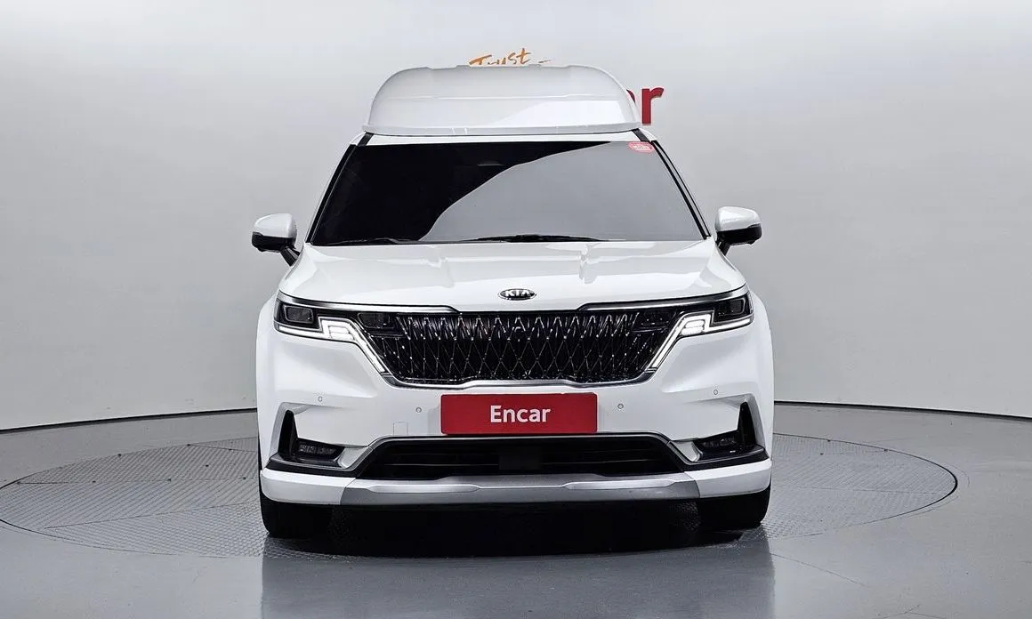 Kia Carnival — фото 4