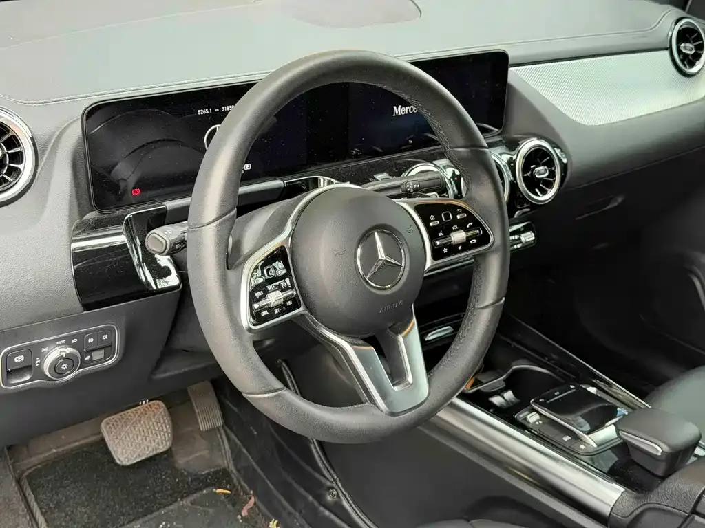 Mercedes-Benz GLA — фото 3