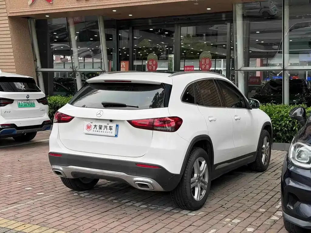 Mercedes-Benz GLA — фото 8