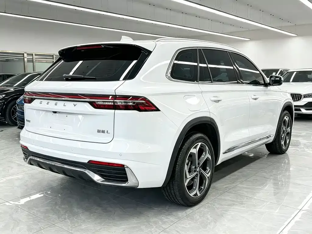 Geely Xingyue L — фото 4