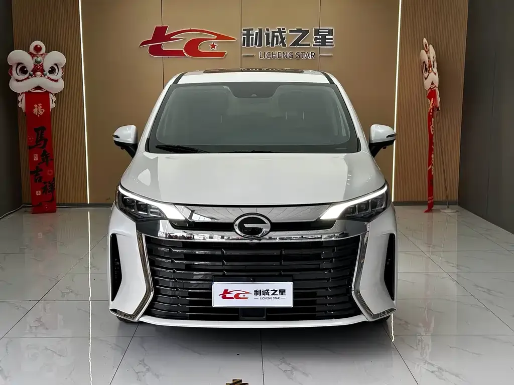 GAC Motor Trumpchi M6 — фото 4