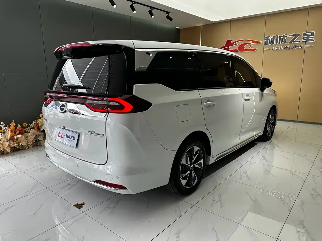 GAC Motor Trumpchi M6 — фото 8