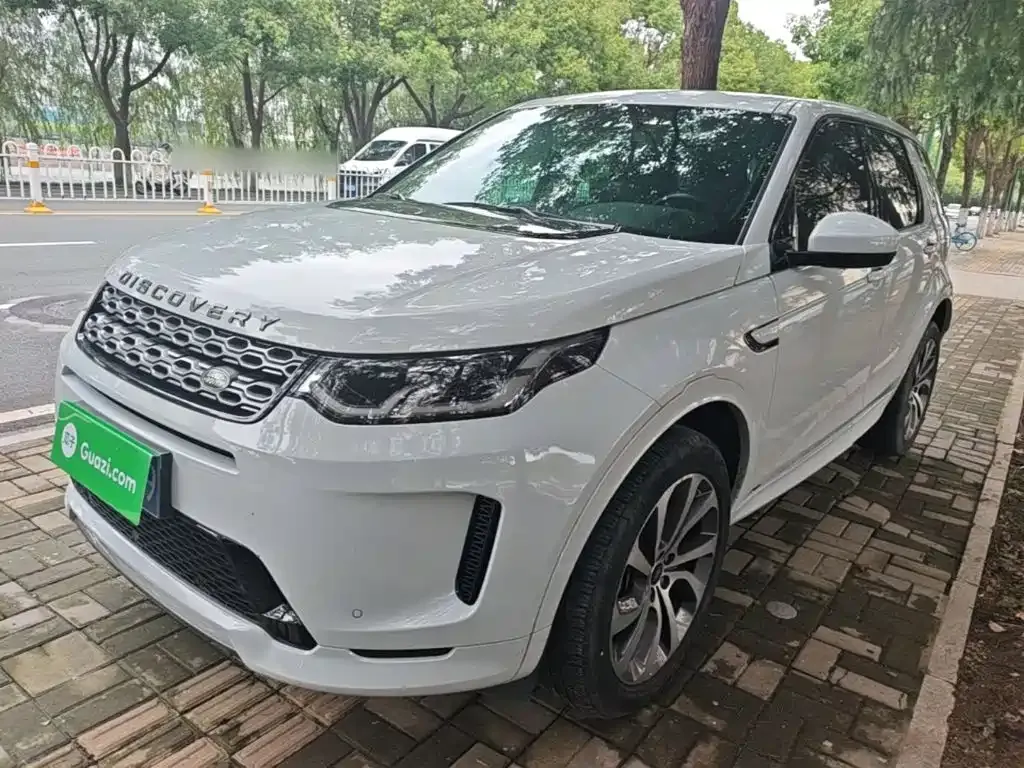 Land Rover Discovery Sport — фото 1