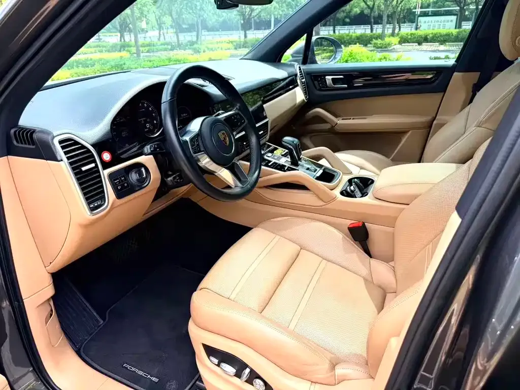 Porsche Cayenne Hybrid — фото 3