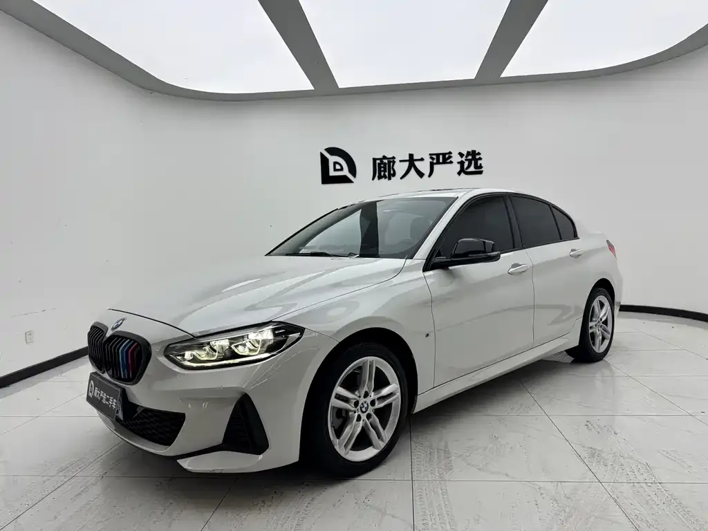 BMW 1 Series — фото 1