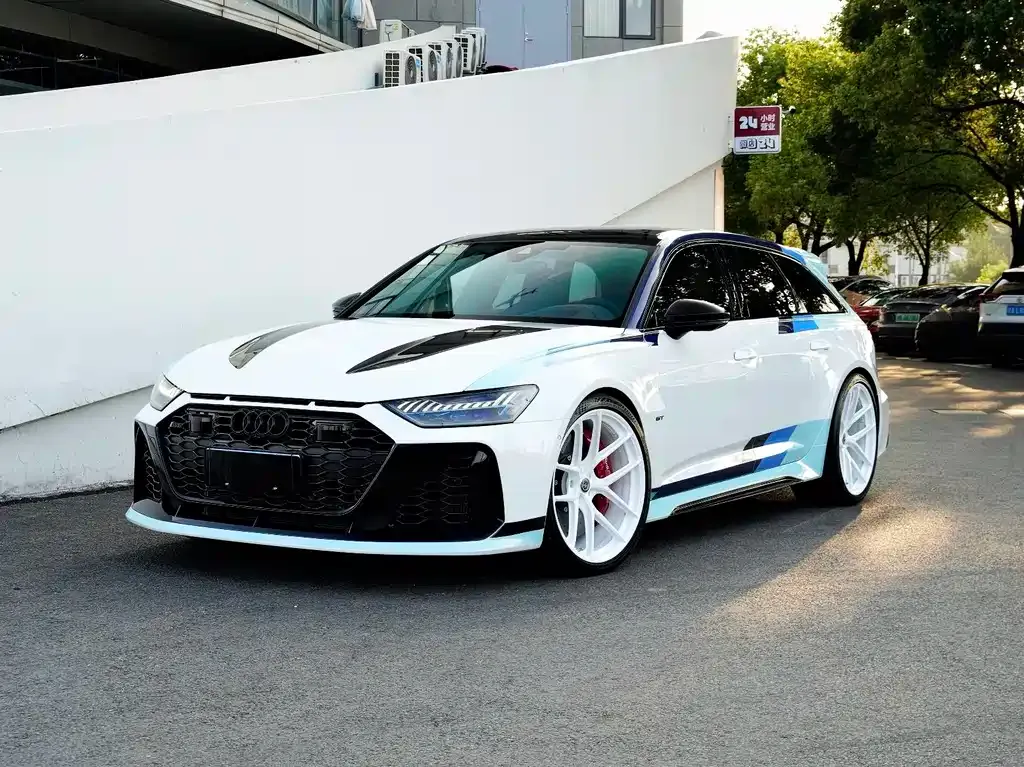 Audi RS 6 — фото 1
