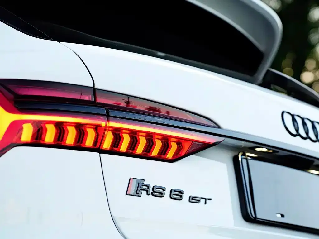 Audi RS 6 — фото 5