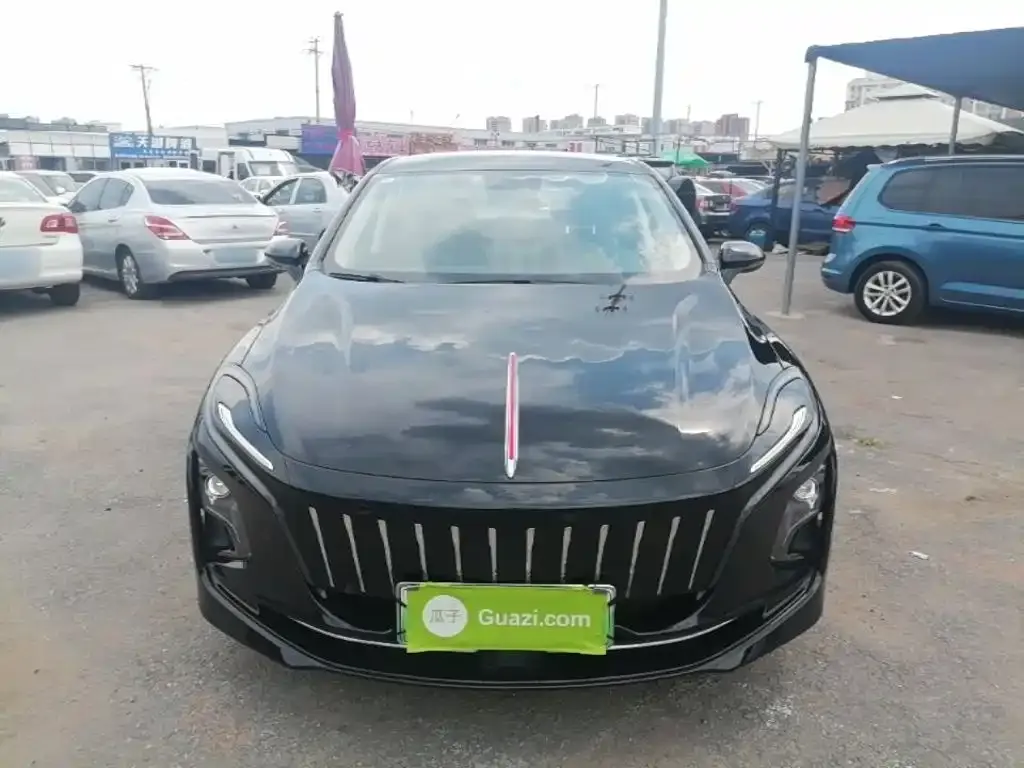 Hongqi E-QM5 — фото 3