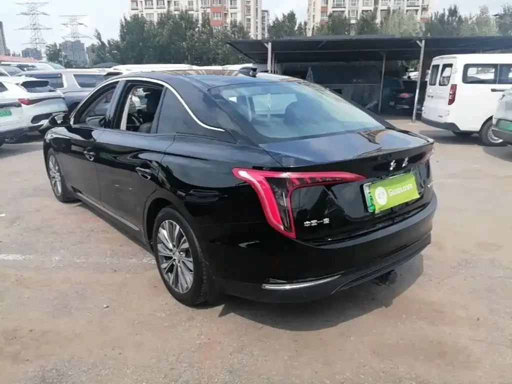 Hongqi E-QM5 — фото 4