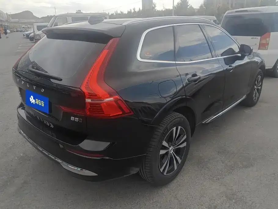 Volvo XC60 — фото 3
