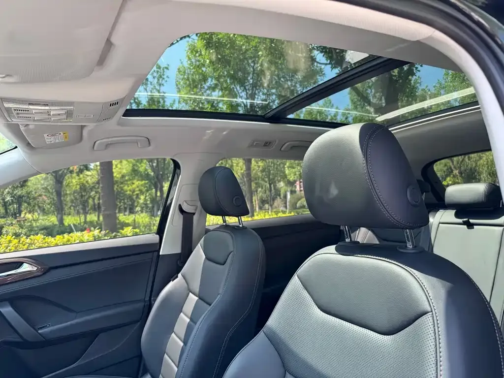 Volkswagen Tharu — фото 3