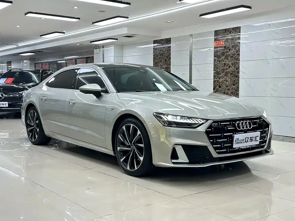 Audi A7L — фото 7