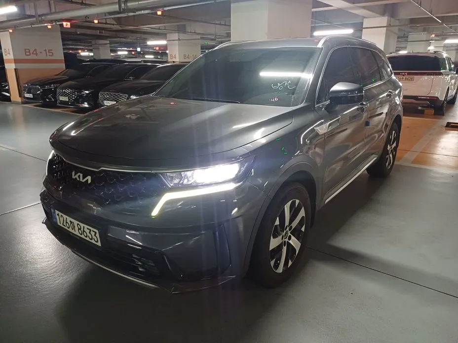 Kia Sorento — фото 1