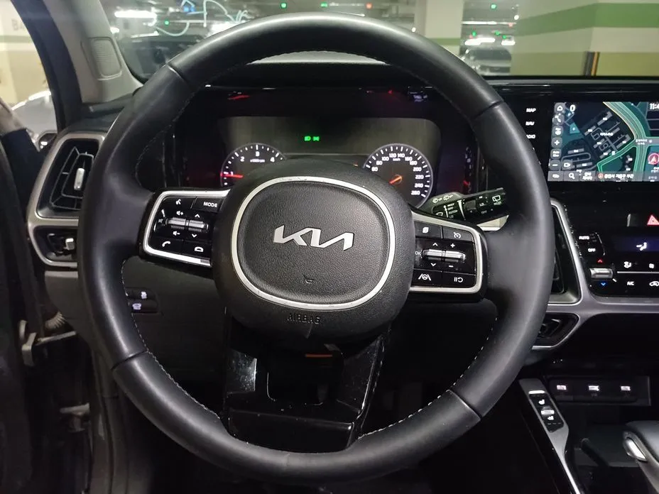 Kia Sorento — фото 8