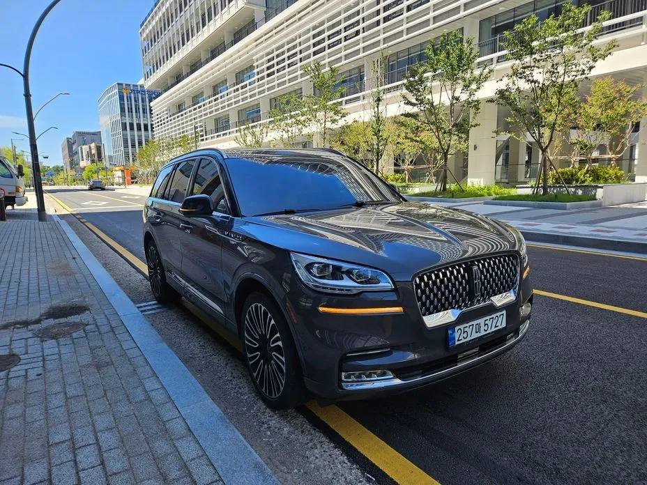 Lincoln Aviator — фото 9