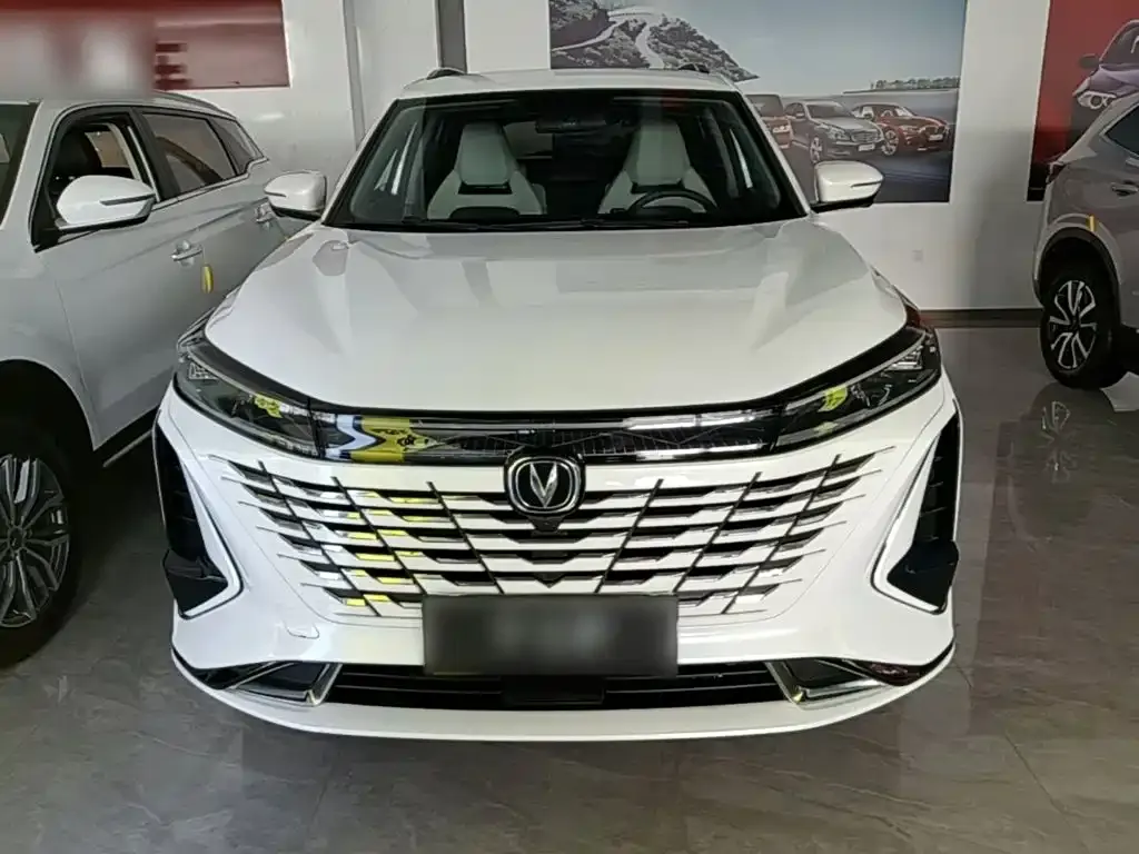 Changan CS75PLUS — фото 10