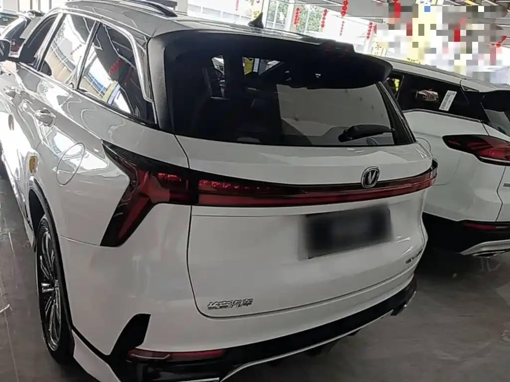 Changan CS75PLUS — фото 2