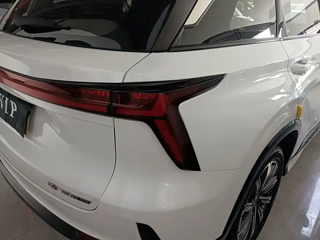 Changan CS75PLUS — фото 3