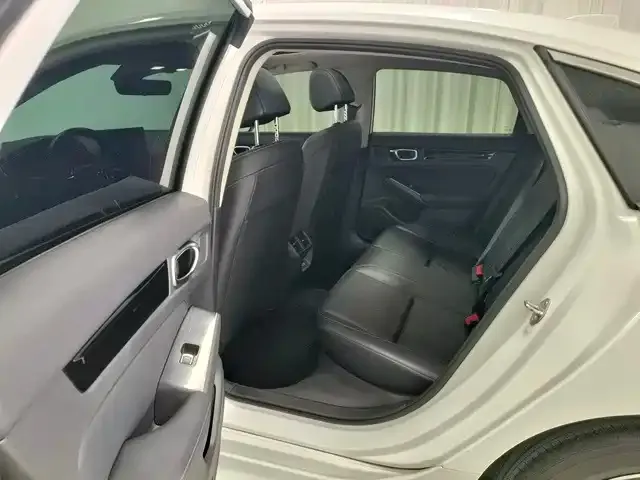 Honda Civic — фото 7
