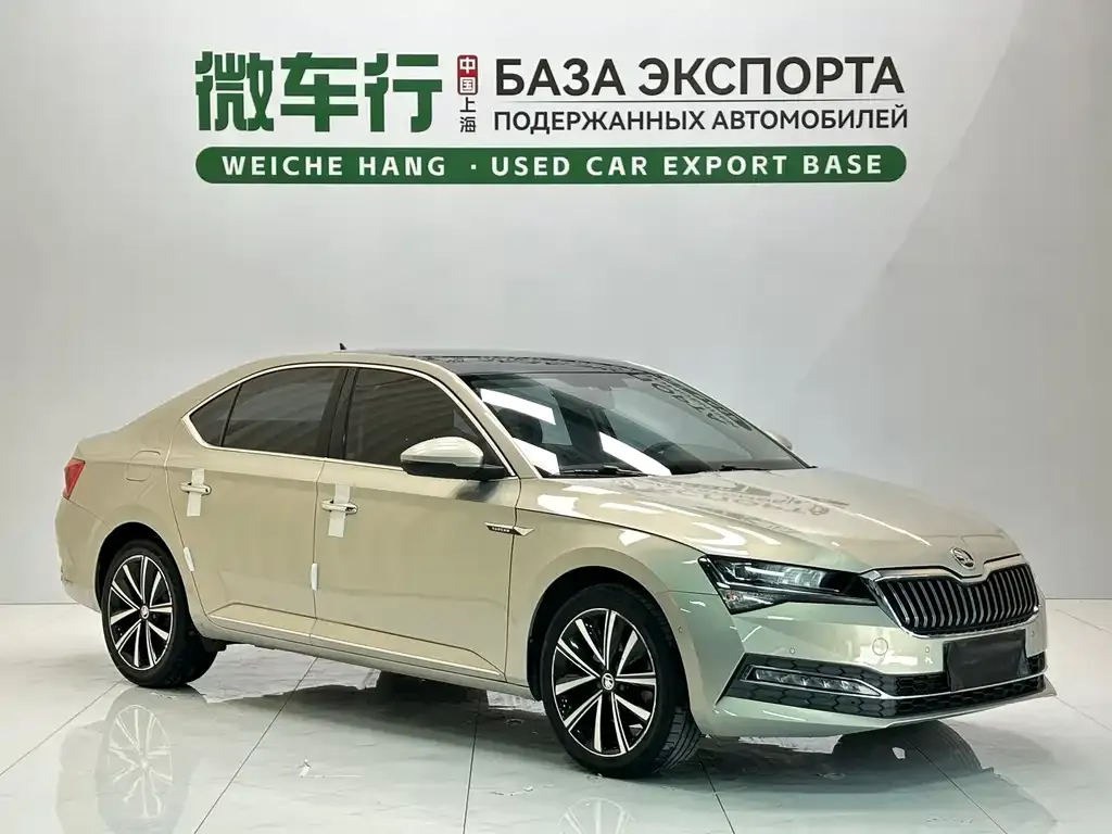 Skoda Superb — фото 6