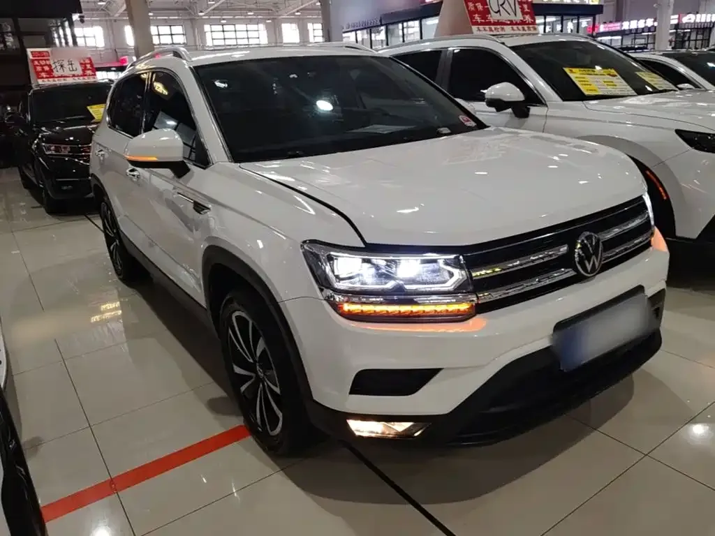Volkswagen Tharu — фото 4