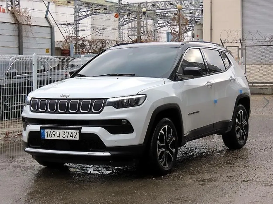 Jeep Compass — фото 7